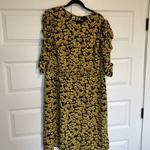 Who what wear 2X Ruffle sleeved dress